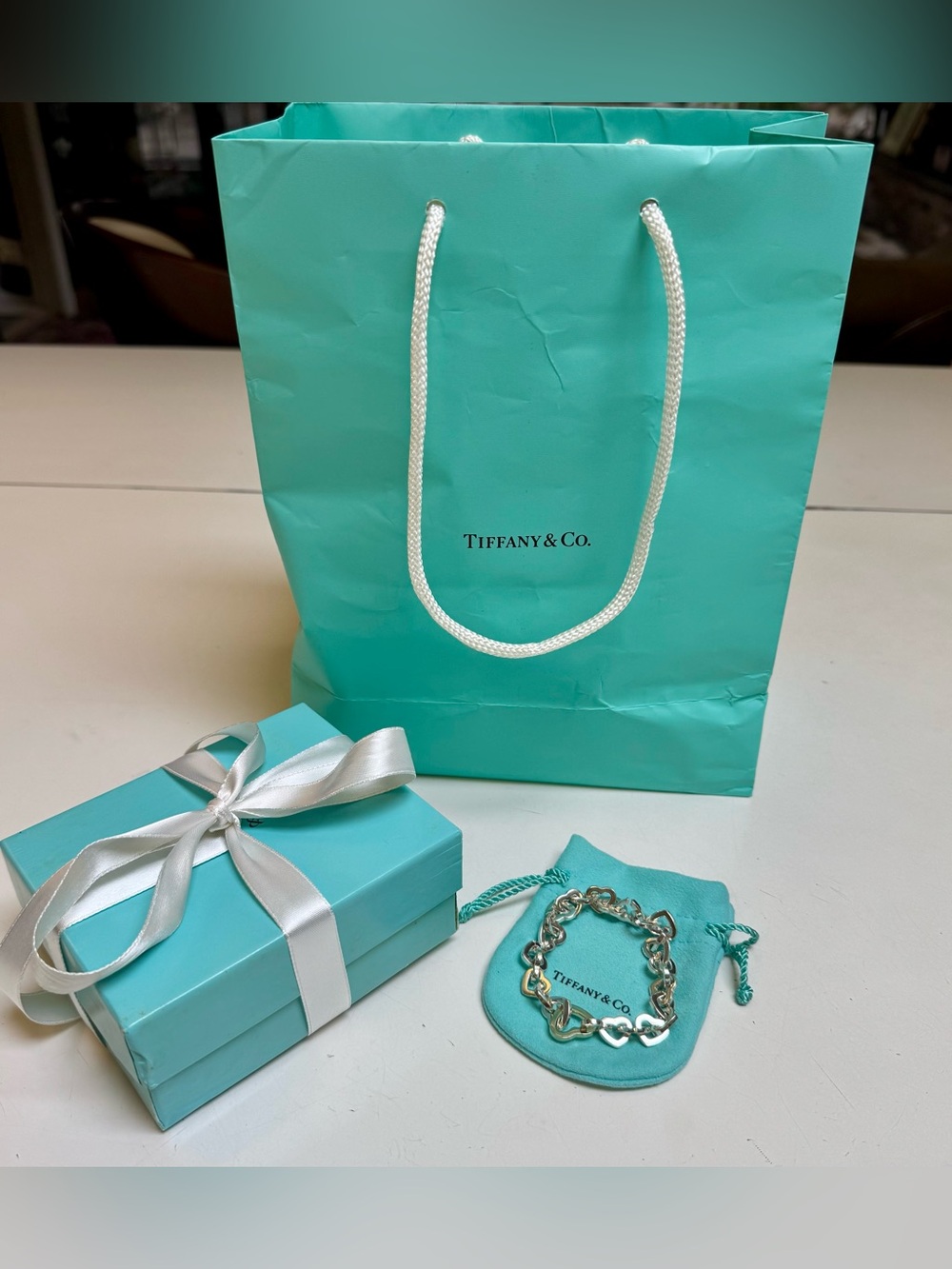 Tiffany & Co. 925 solid sterling silver vintage linked hearts bracelet 32 gm